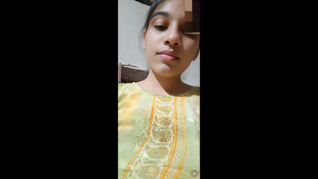 Cute Bengali Desi Girl’s Steamy 69 Action in Viral Desi Clips