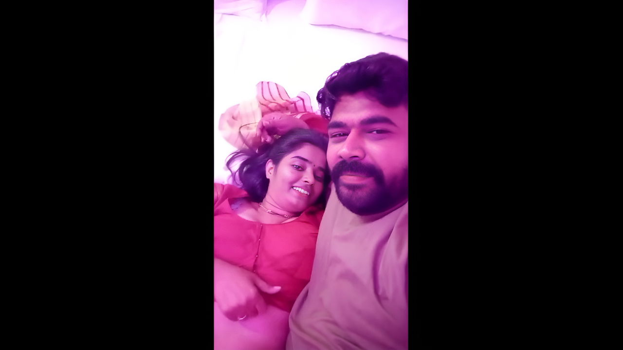 Viral Desi MMS Leak: Steamy Aunty Bhabhi Action in Desi49 Indian Web Series Clip VID 20250719 WA0006