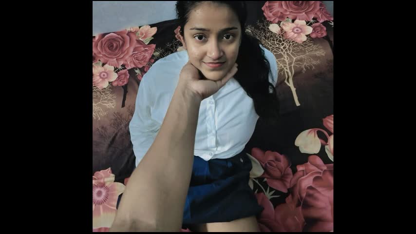 Cute Indian Virgin School Girl Desi Video – Viral Desi Clips of Innocent Beauty